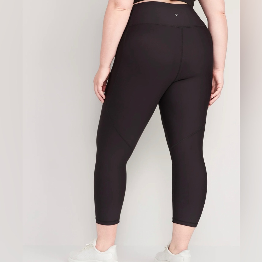 X2 Old Navy PowerSoft Crop High Rise Black Legging with Pockets XXL TWO PAIRS